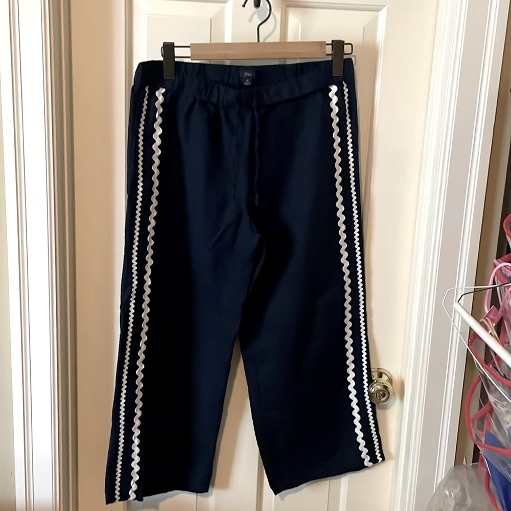 J Crew cropped pants. Perfect for spring through summer!